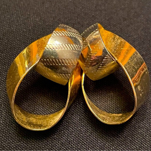 Vintage Gold & Pearlescent Earring Set - Picture 6 of 7